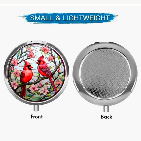 2 Cardinal Stained Glass Style Pill Box. 2" X .7” Three Compartments. NWOT - Picture 4 of 8